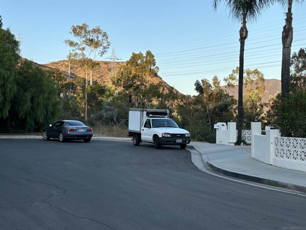 1819 Lola Lane Property Photo 8