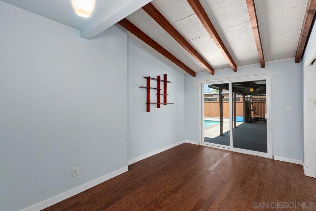 6130 Howell Dr Property Photo 6