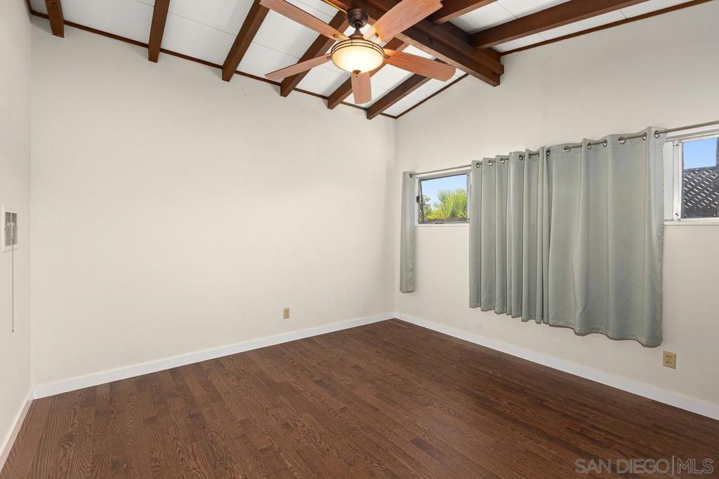6130 Howell Dr Property Photo 12