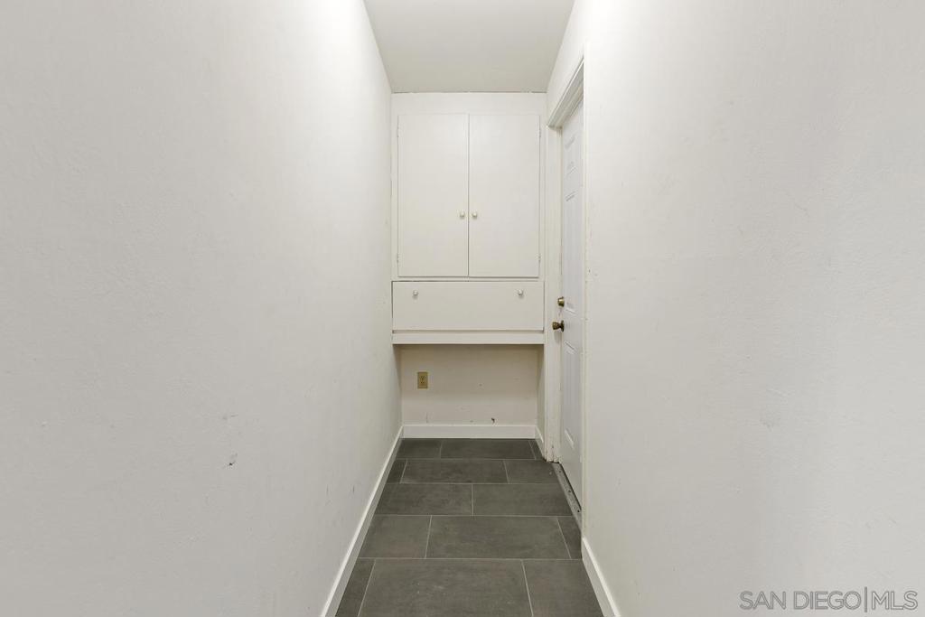6130 Howell Dr Property Photo 15