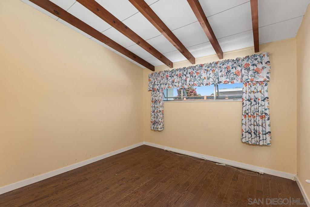 6130 Howell Dr Property Photo 18