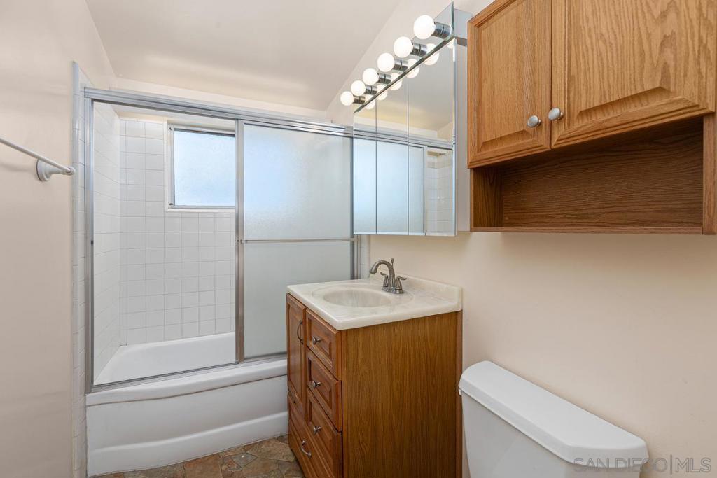 6130 Howell Dr Property Photo 19