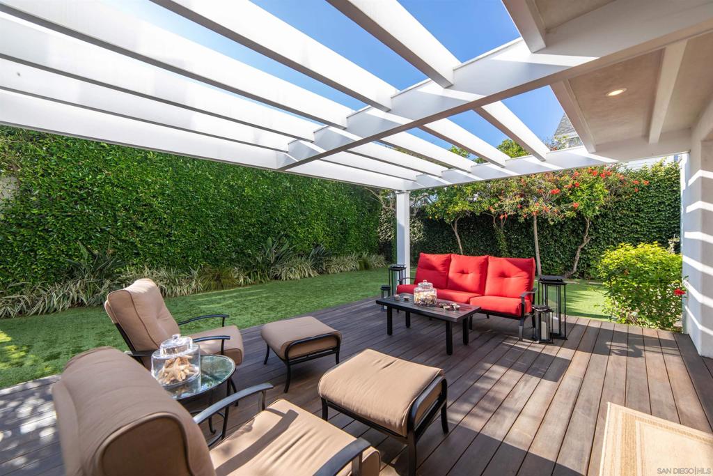 868 J Property Photo 12