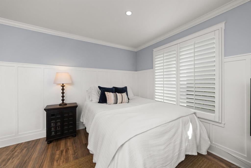 868 J Property Photo 22