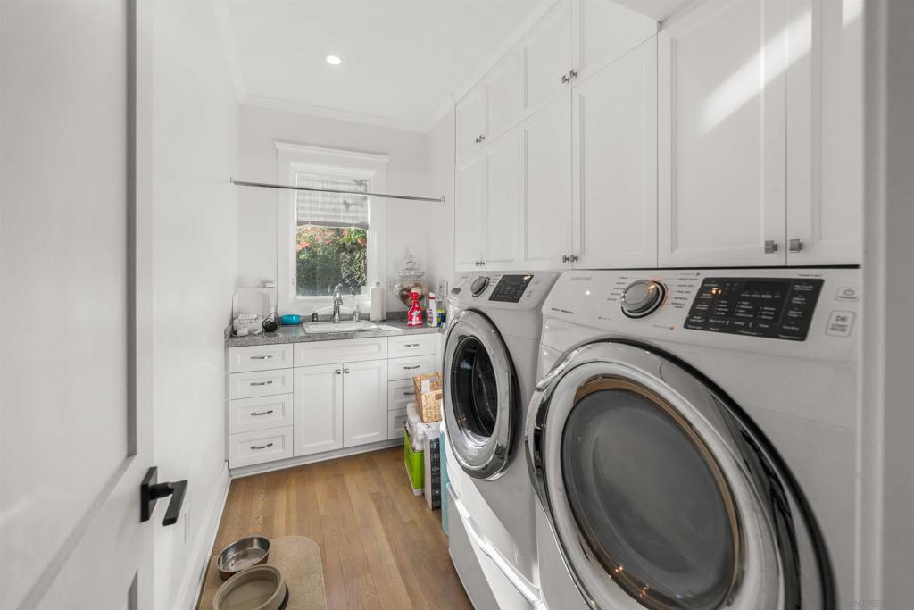868 J Property Photo 33