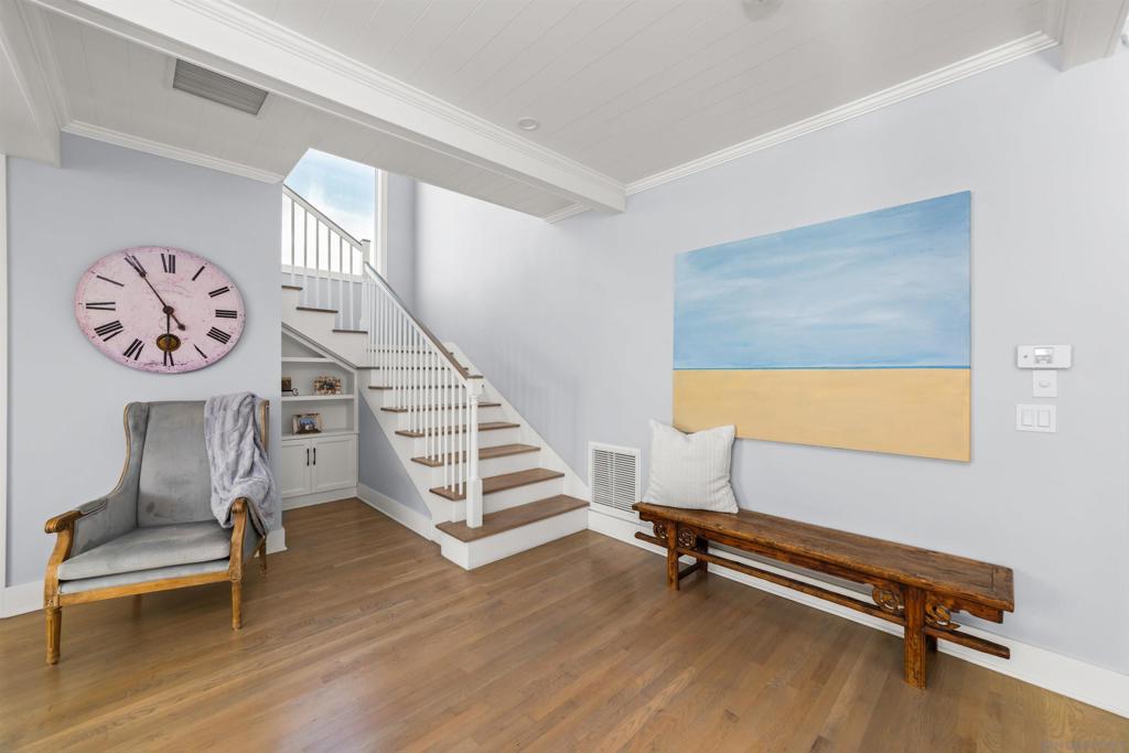 868 J Property Photo 34