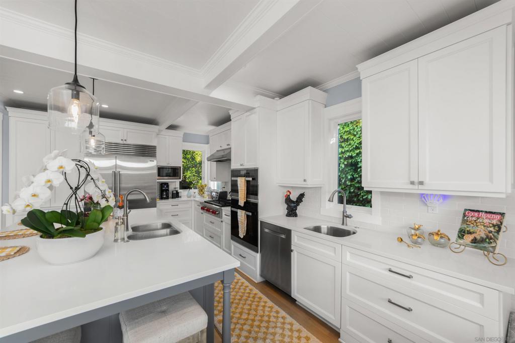 868 J Property Photo 36