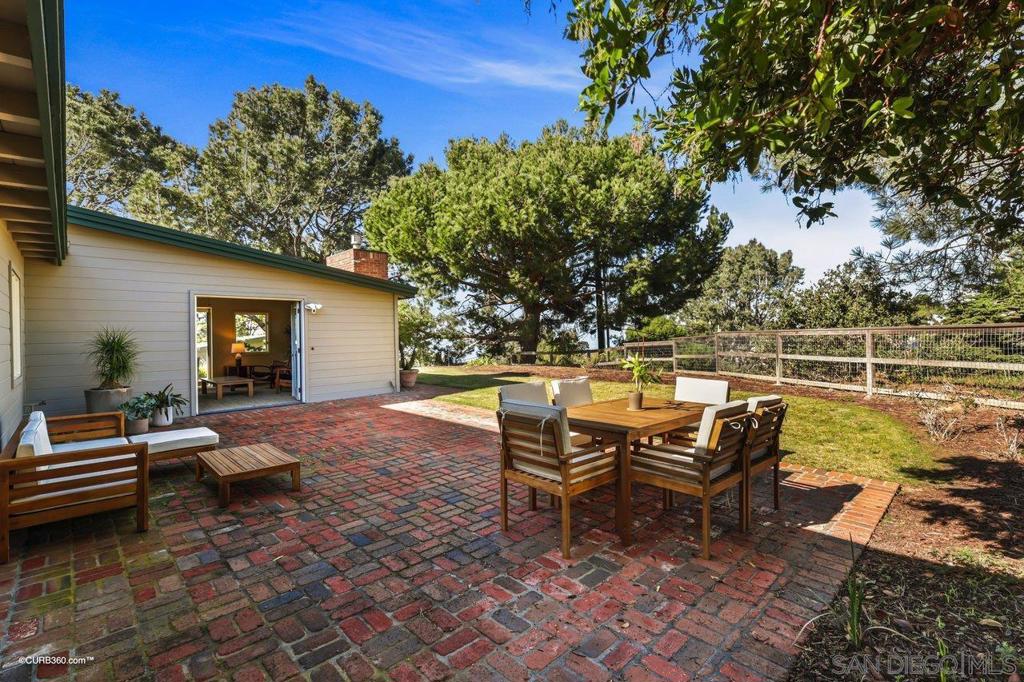 417 Serpentine Property Photo 16