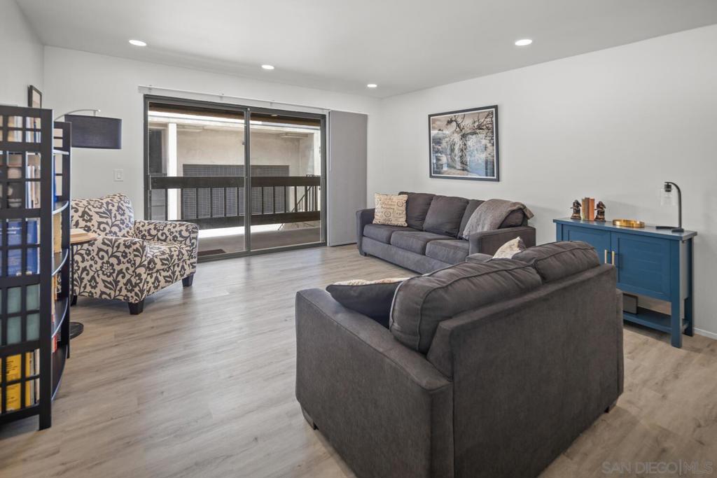 3930 Centre St 103 Property Photo 5