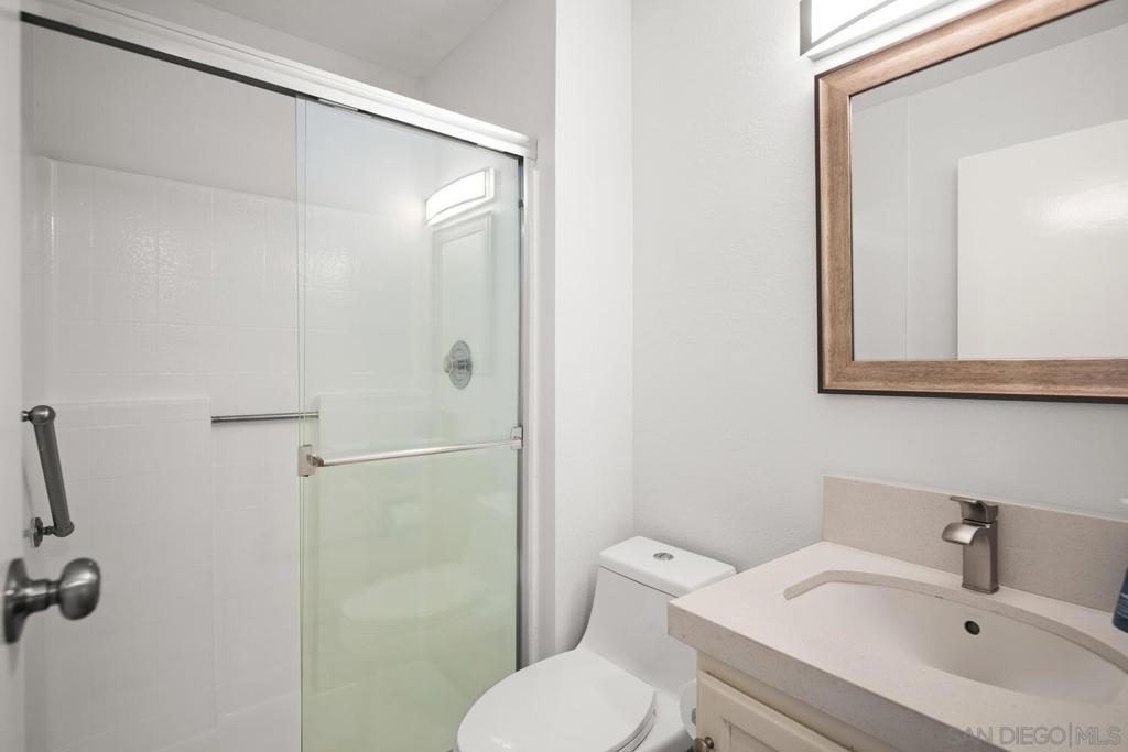 3930 Centre St 103 Property Photo 23