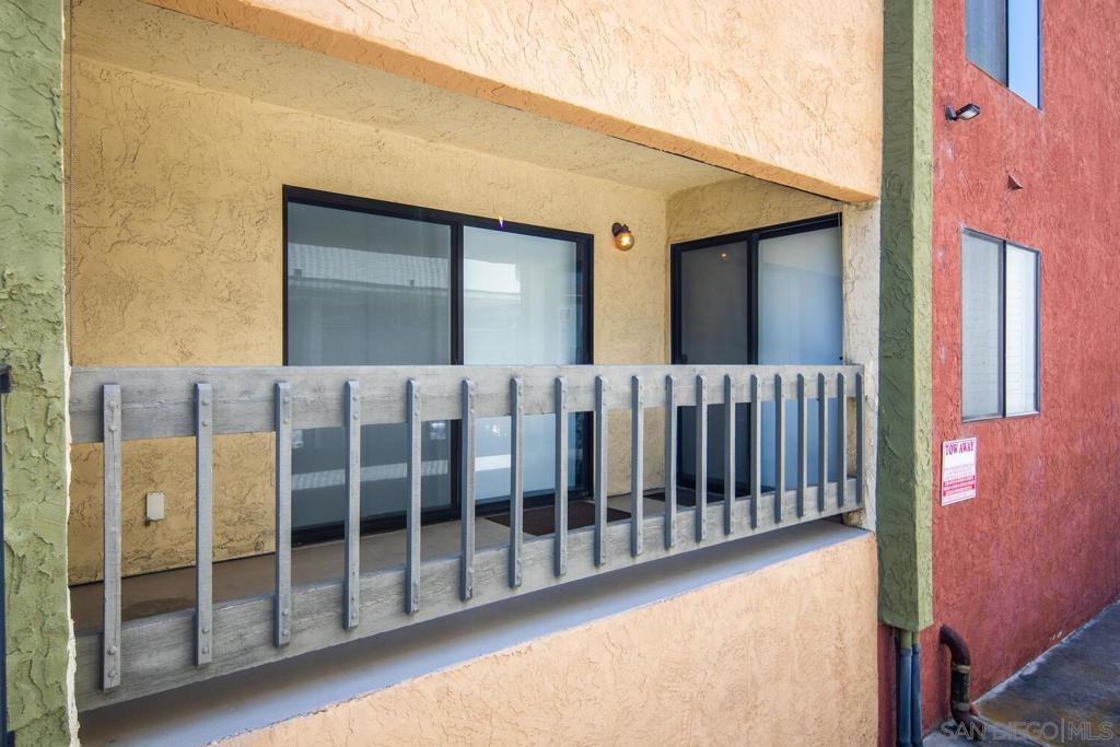 3930 Centre St 103 Property Photo 25