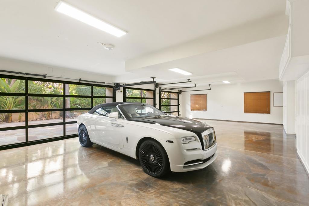 6089 Avenida Alteras Property Photo 18