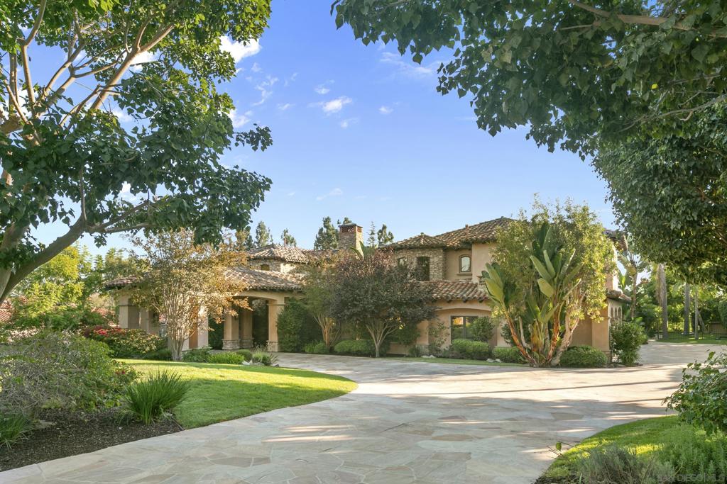 6089 Avenida Alteras Property Photo 19