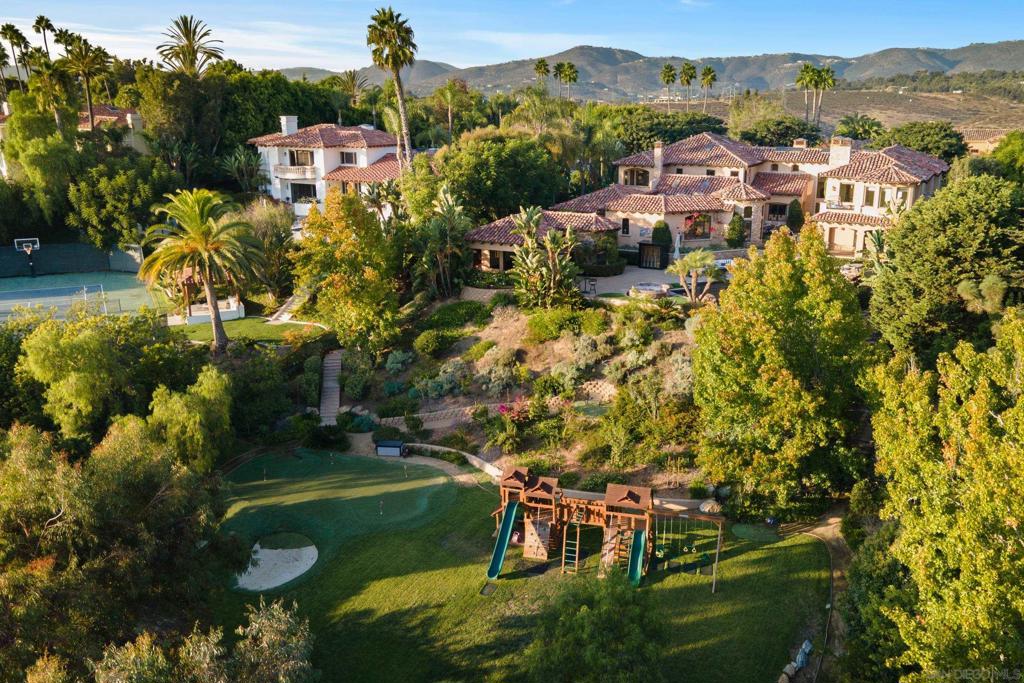 6089 Avenida Alteras Property Photo 20