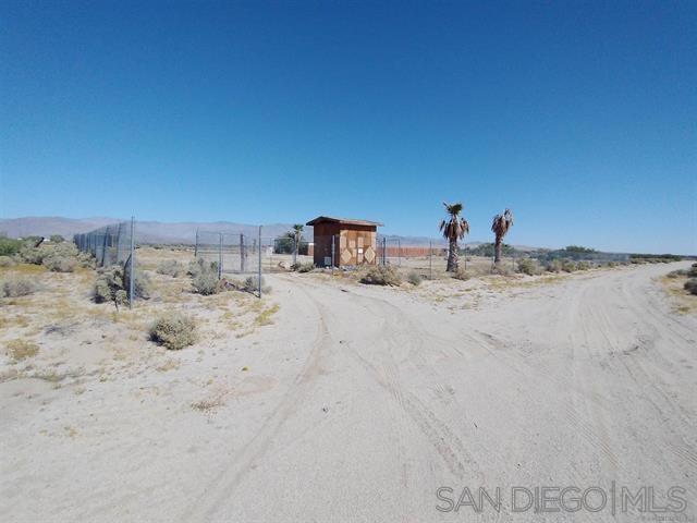 Borrego Valley Rd Property Photo 5
