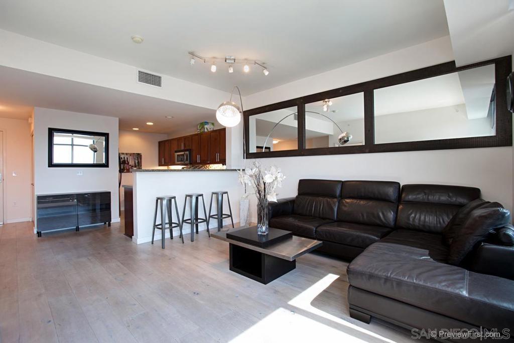 206 Park Blvd 707 Property Photo 1