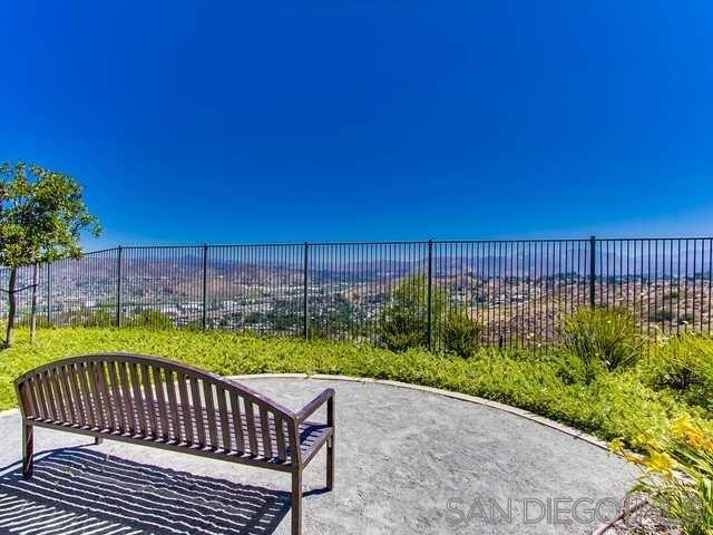 1707 Montilla Strret Property Photo 3