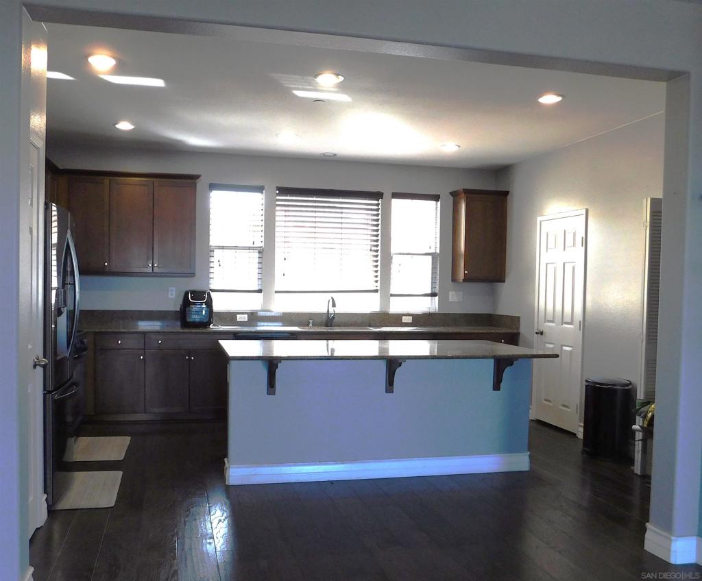 1707 Montilla Strret Property Photo 9