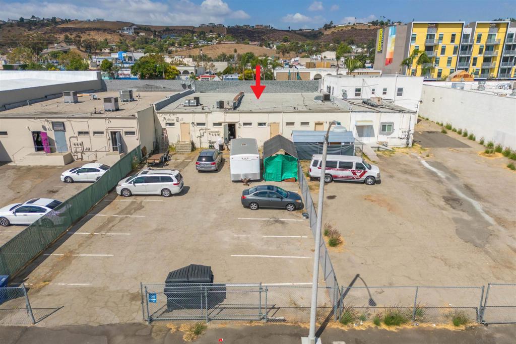 Broadway Property Photo 4
