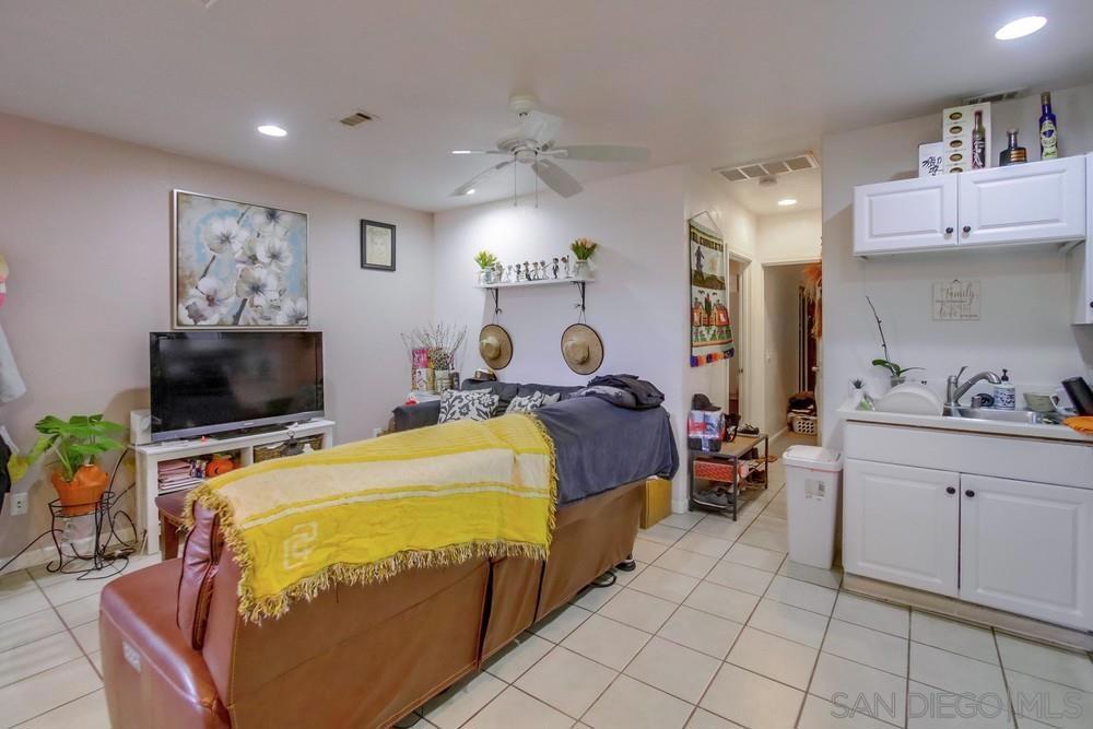 215 217 Willie James Jones Ave Property Photo 15