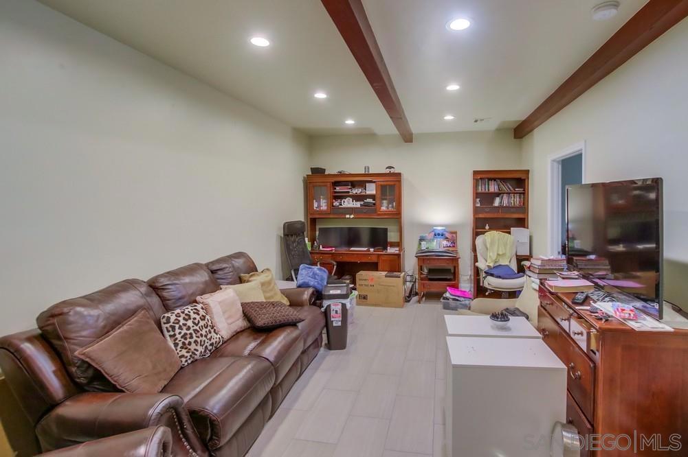 215 217 Willie James Jones Ave Property Photo 20