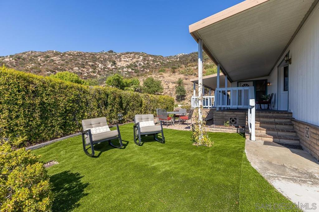 8975 Lawrence Welk Dr Spc 305 Property Photo 4