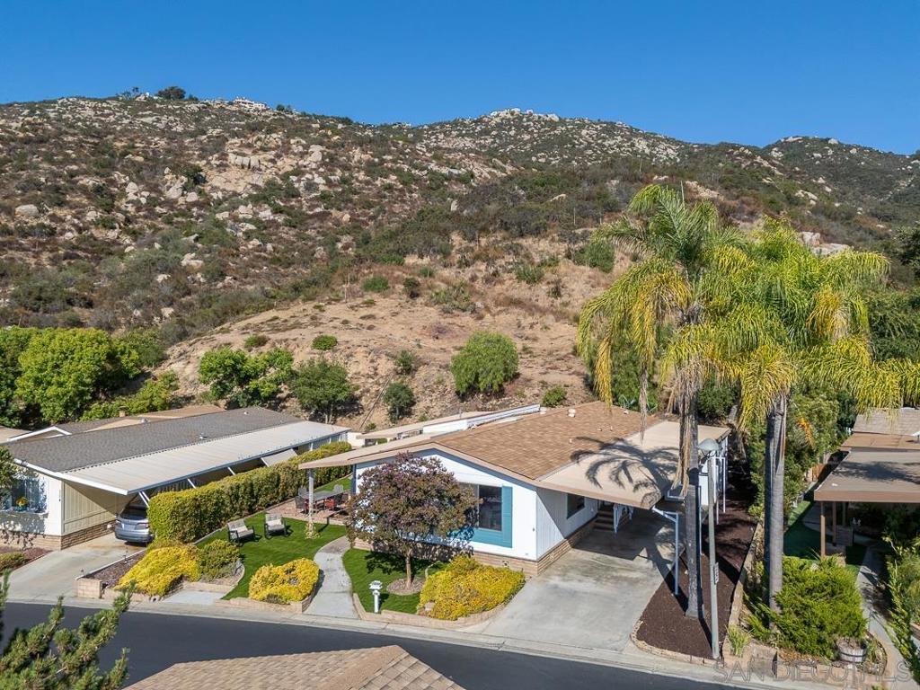 8975 Lawrence Welk Dr Spc 305 Property Photo 7