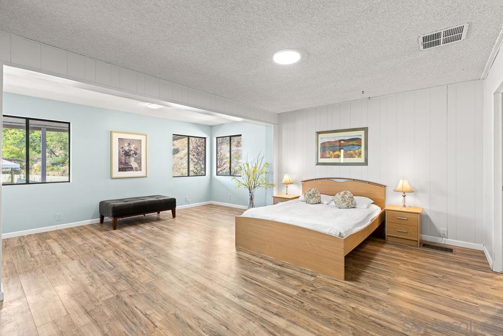 8975 Lawrence Welk Dr Spc 305 Property Photo 19