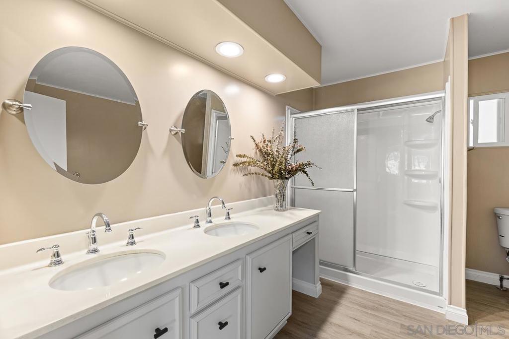 8975 Lawrence Welk Dr Spc 305 Property Photo 20