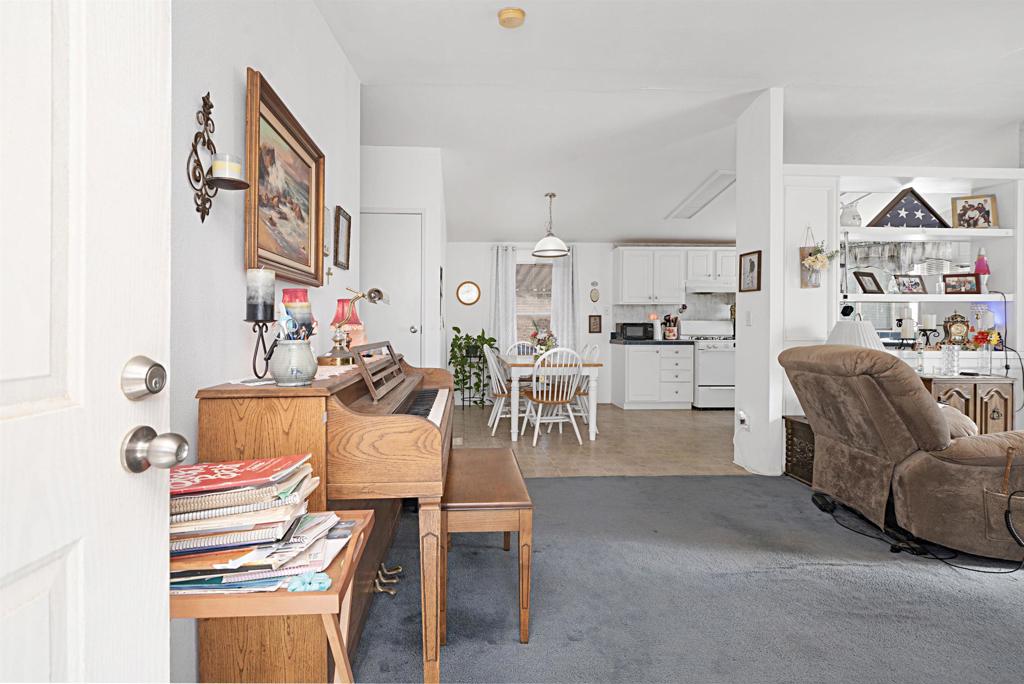 2030 Black Canyon Rd 29 Property Photo 6