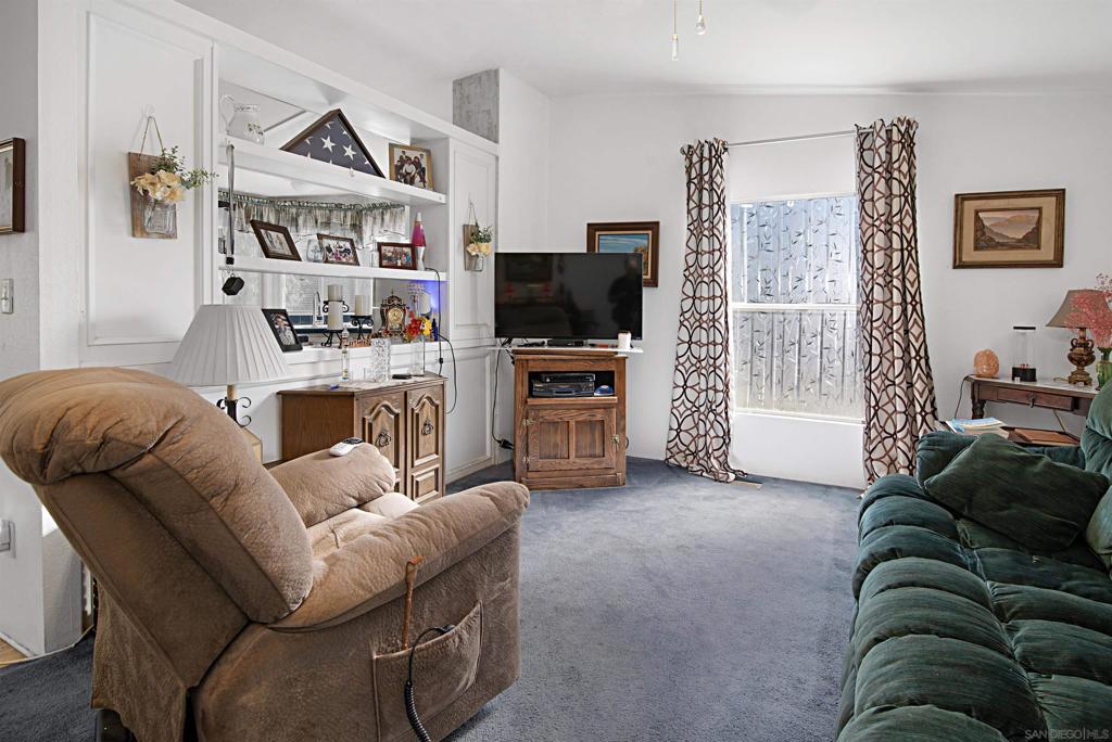 2030 Black Canyon Rd 29 Property Photo 7