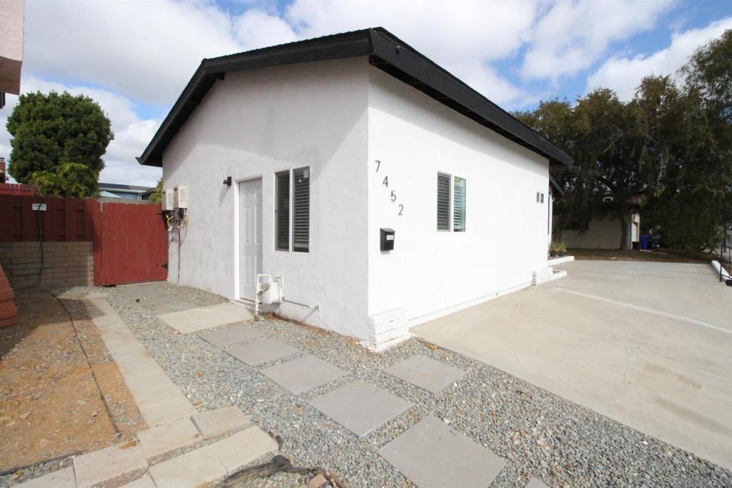 7454 Batista St Property Photo 27