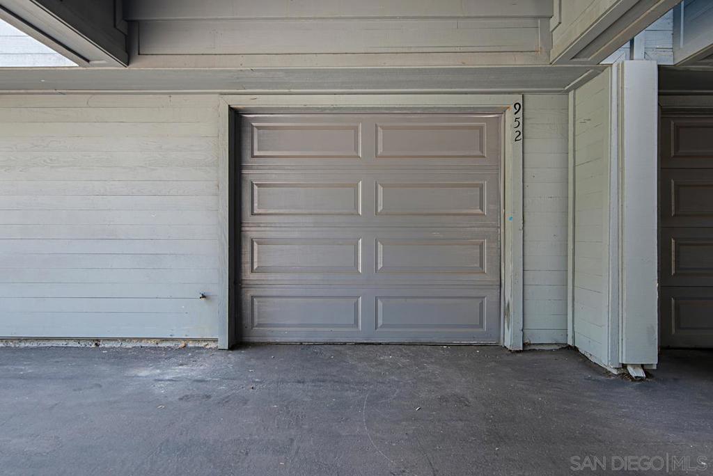952 Intrepid Ct. Property Photo 23