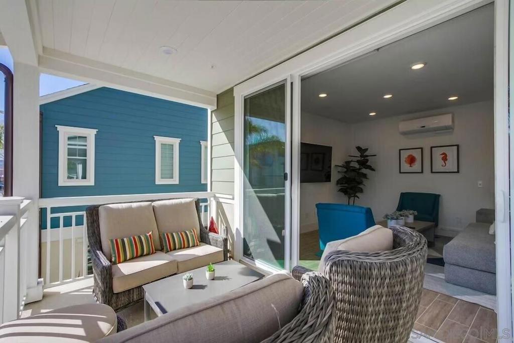 834 Santa Barbara Pl Property Photo 19