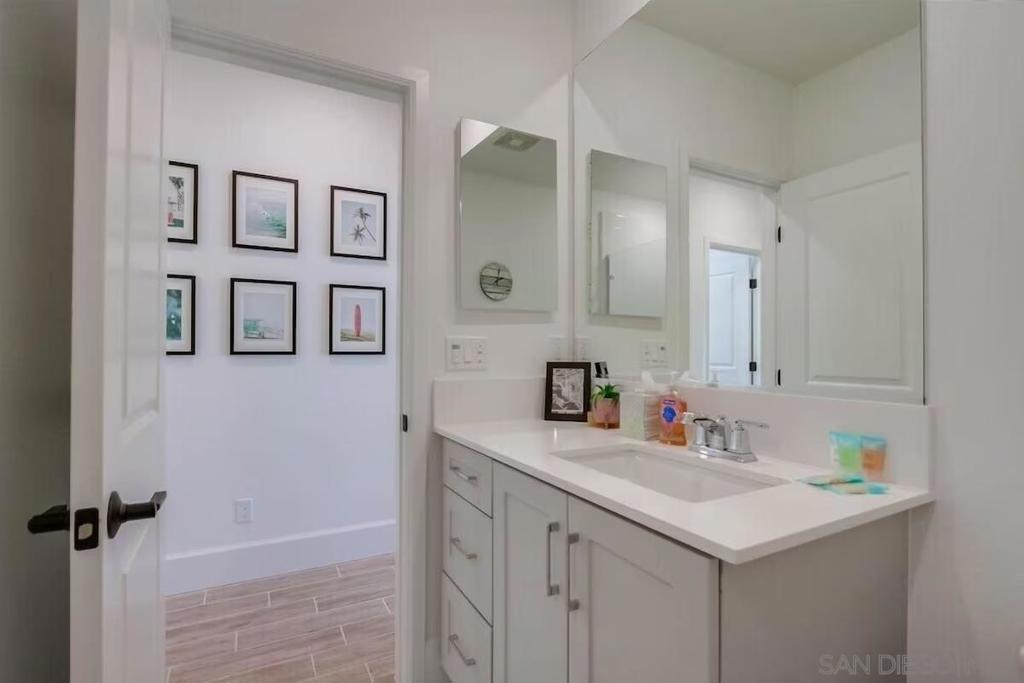 834 Santa Barbara Pl Property Photo 37