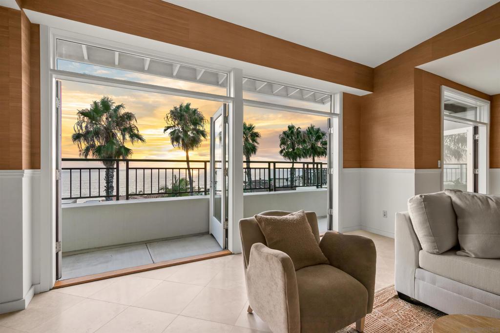 5430 La Jolla Boulevard C302 Property Photo 2
