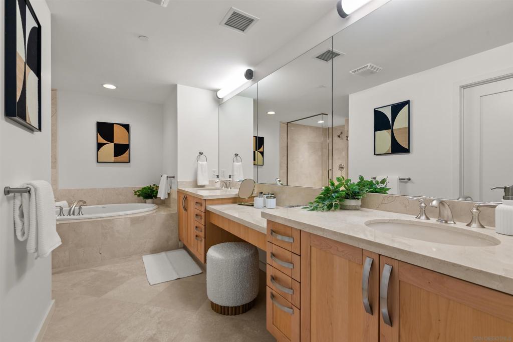 5430 La Jolla Boulevard C302 Property Photo 22