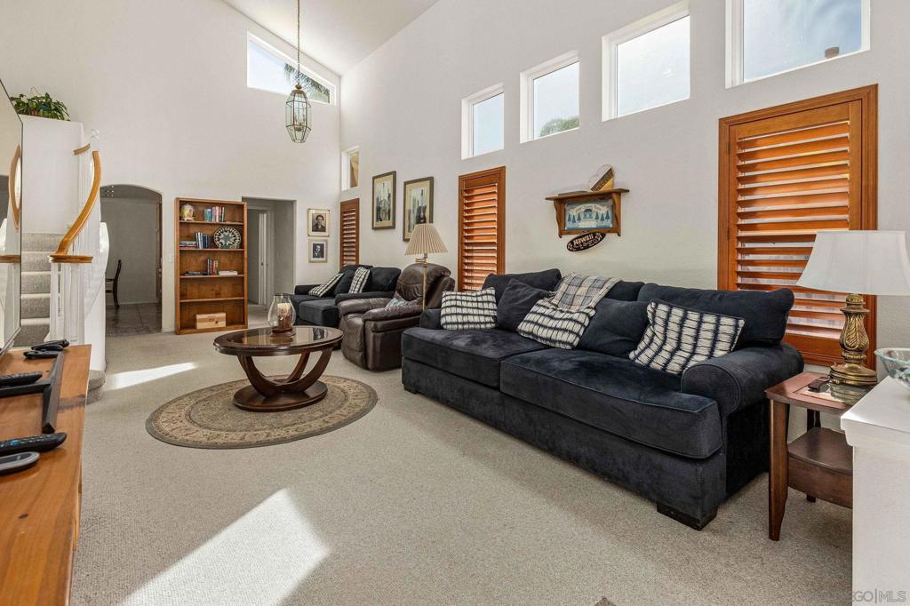 10941 Waterton Road Property Photo 7