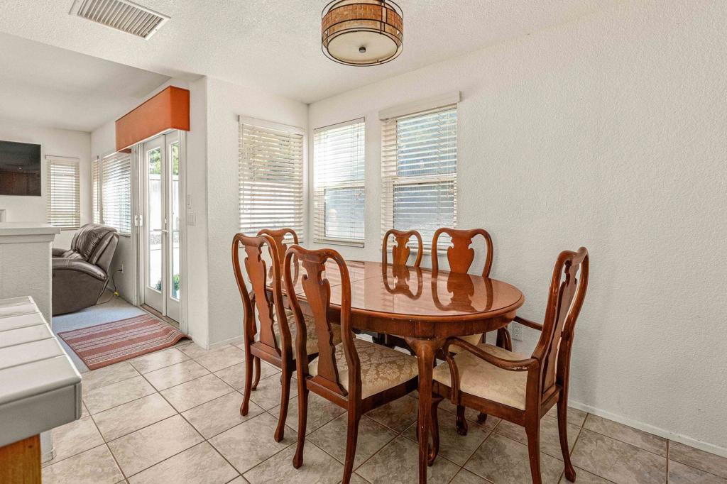 10941 Waterton Road Property Photo 14