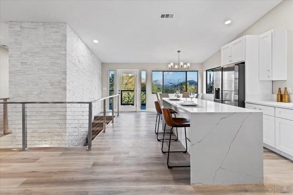 16310 Oak Springs Dr Property Photo 5