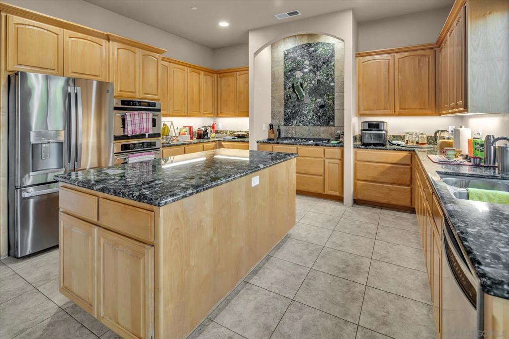 18763 Rangeland Road Property Photo 21