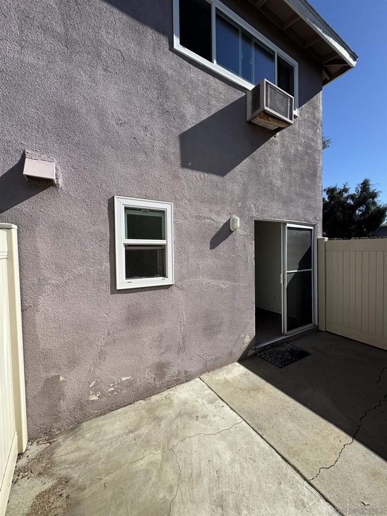 135 Cook St Property Photo 10