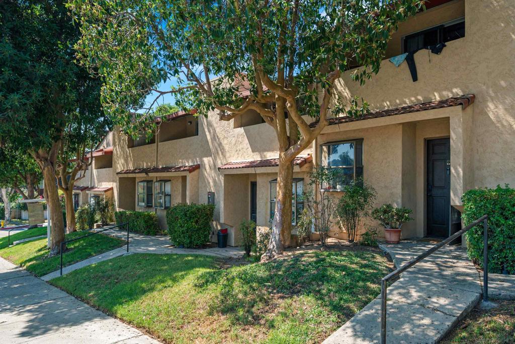 4560 Twain Ave 3 Property Photo 1