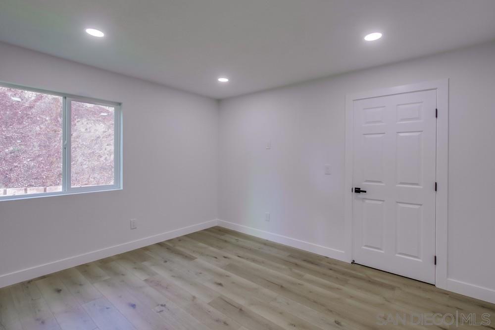 1324 Glencoe Dr Property Photo 23