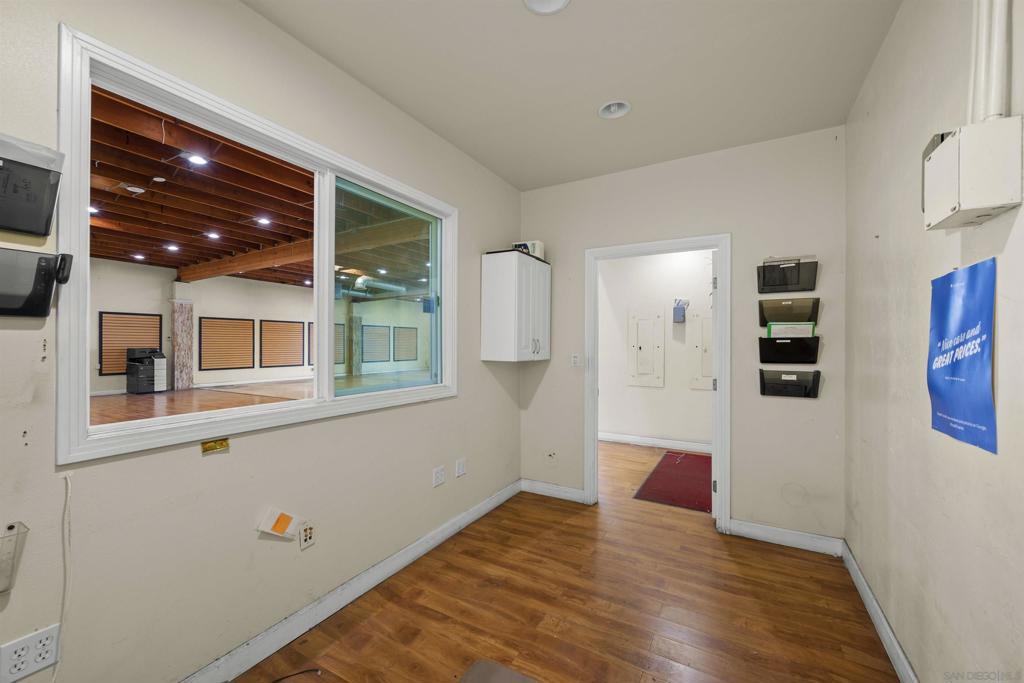 7865 Balboa Ave. Property Photo 31