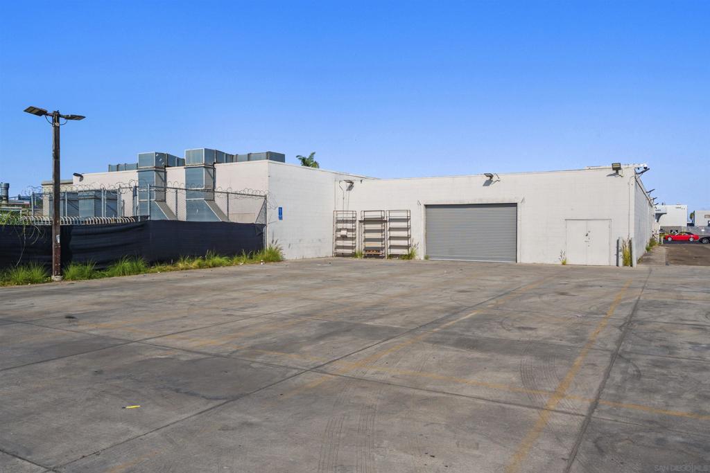 7865 Balboa Ave. Property Photo 53