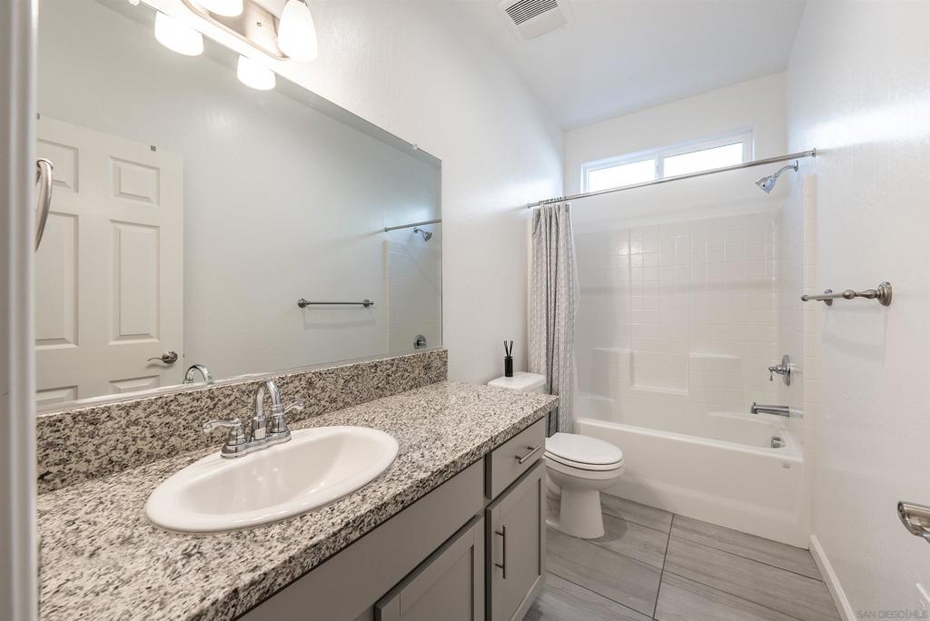 13722 Larkspur Way Property Photo 7