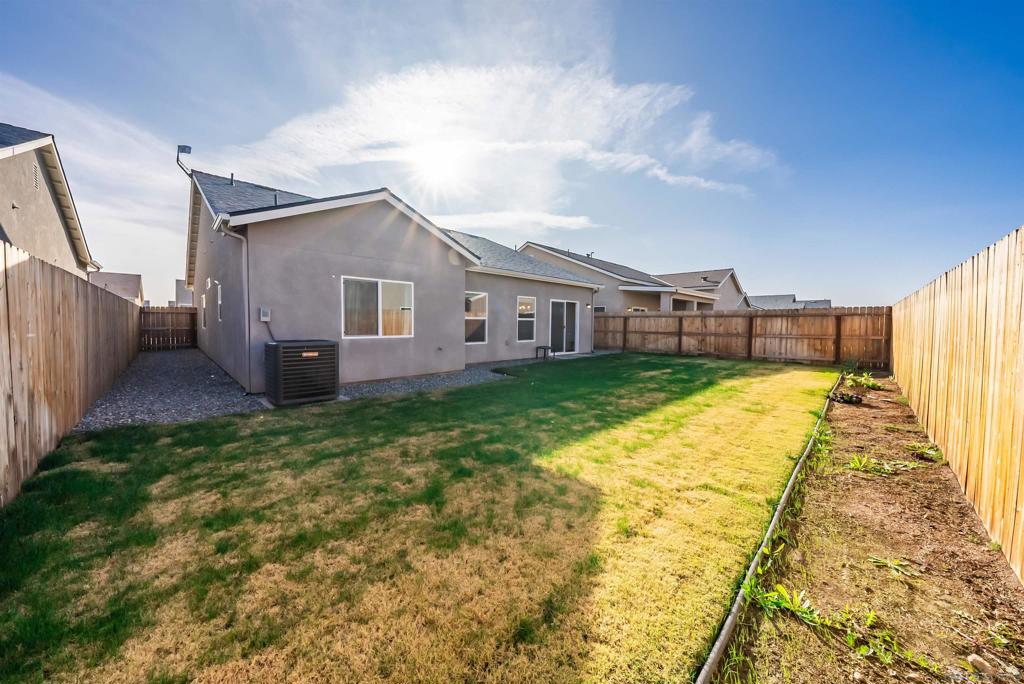 13722 Larkspur Way Property Photo 14