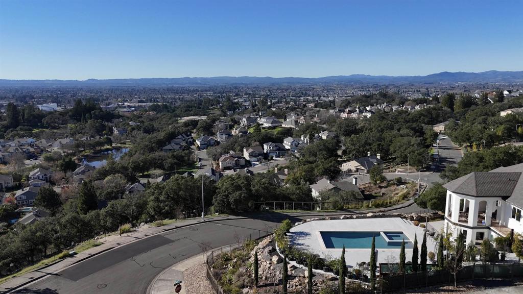 3600 Tillmont Way Property Photo 9