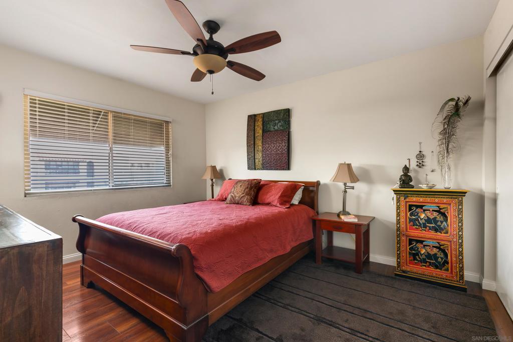 2530 Clairemont Drive 206 Property Photo 11